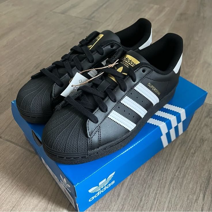 Adidas  Superstar Sneakers – Black image 3